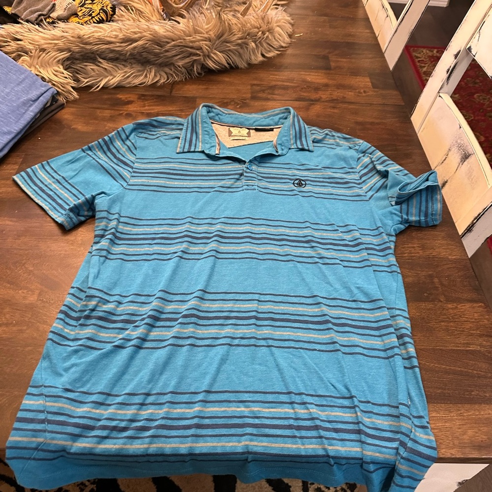 Volcom men’s polo - Picture 3 of 4